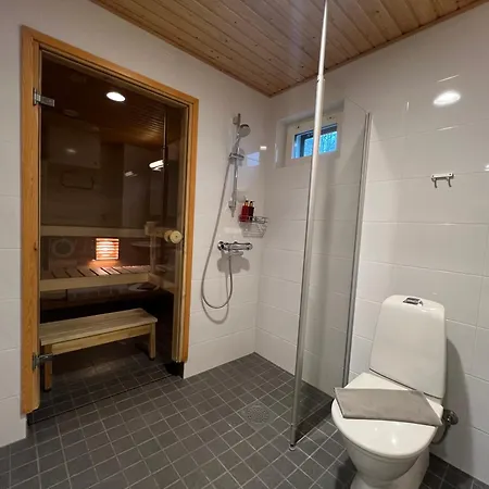 Saunallinen Keskustayksioe Ja Ilmainen Yksityinen Parkkipaikka * Turku